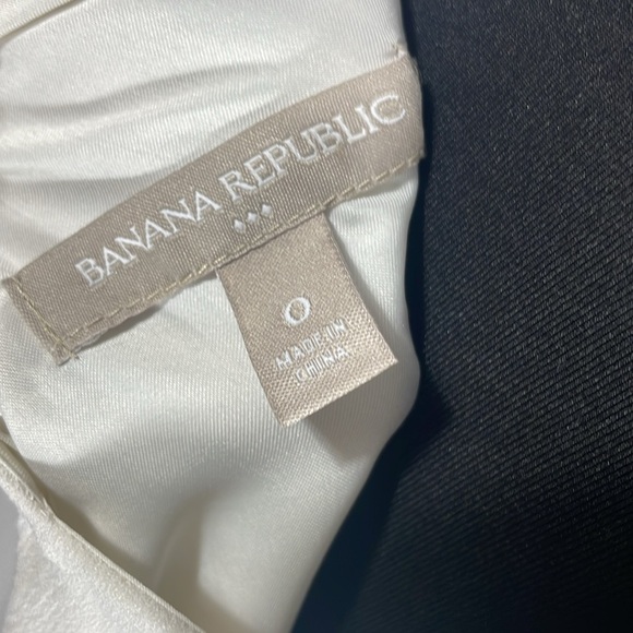 Banana Republic White and Black Sheath Mini Dress - Picture 4 of 4